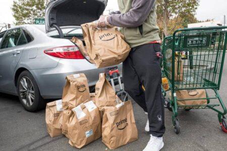 Grocery stores want to make it less of a nightmare to order online this winter