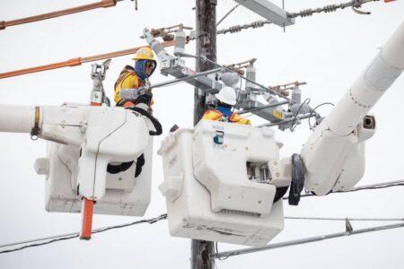 Texas storm: Houston mayor says state of Texas should pay for high energy bills